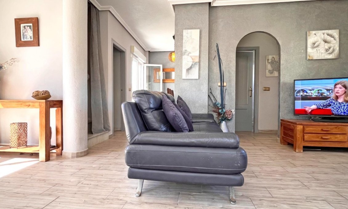 Revânzare - Vilă -
Orihuela Costa - Costa Blanca