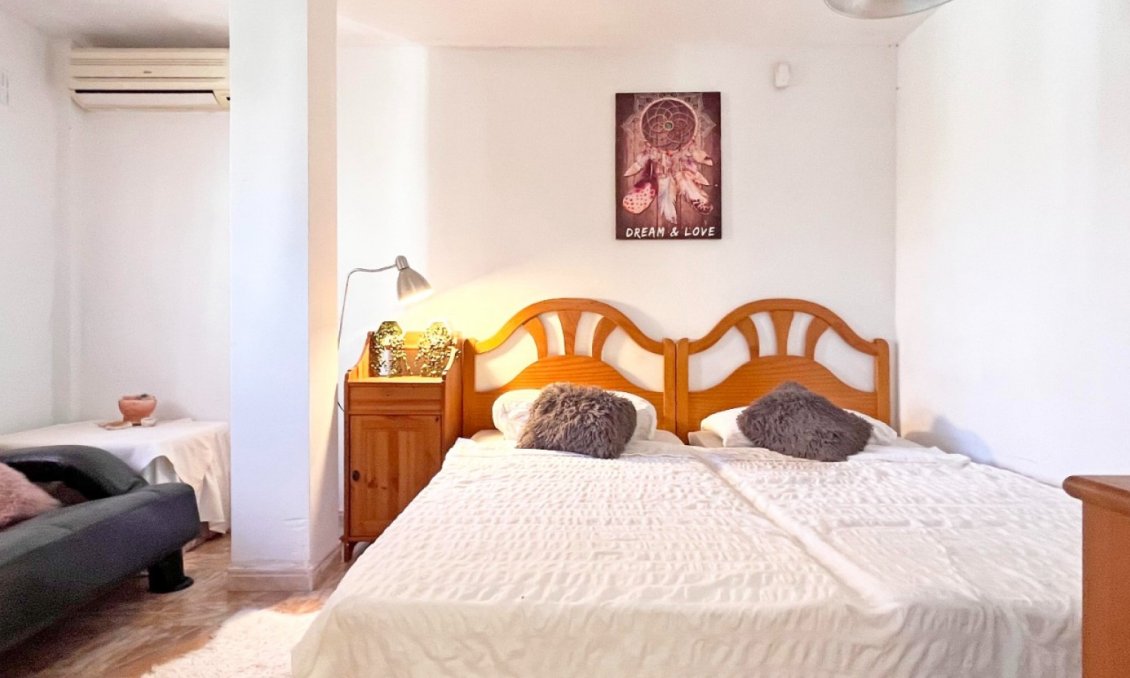 Revânzare - Vilă -
Orihuela Costa - Costa Blanca