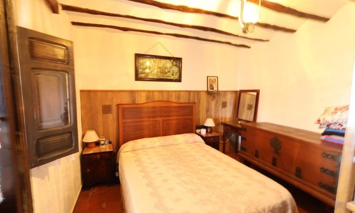 Resale - Villa -
Fortuna - Inland