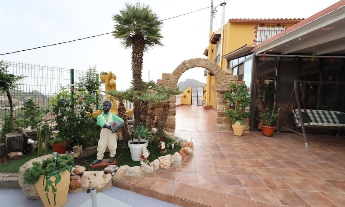 Resale - Villa -
Fortuna - Inland