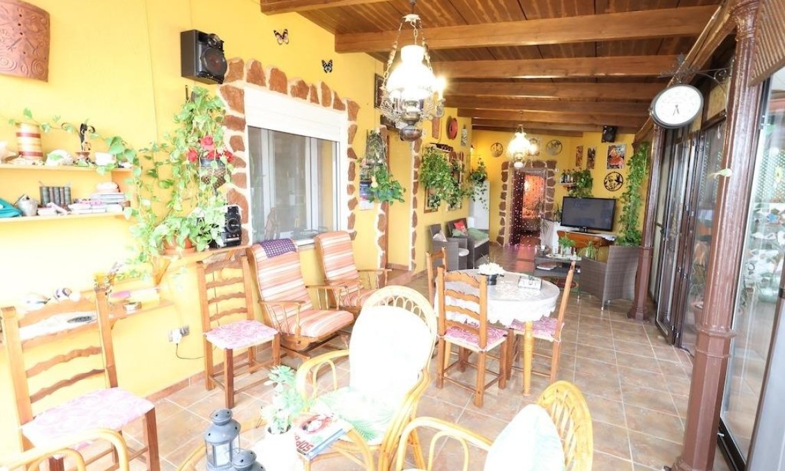 Resale - Villa -
Fortuna - Inland