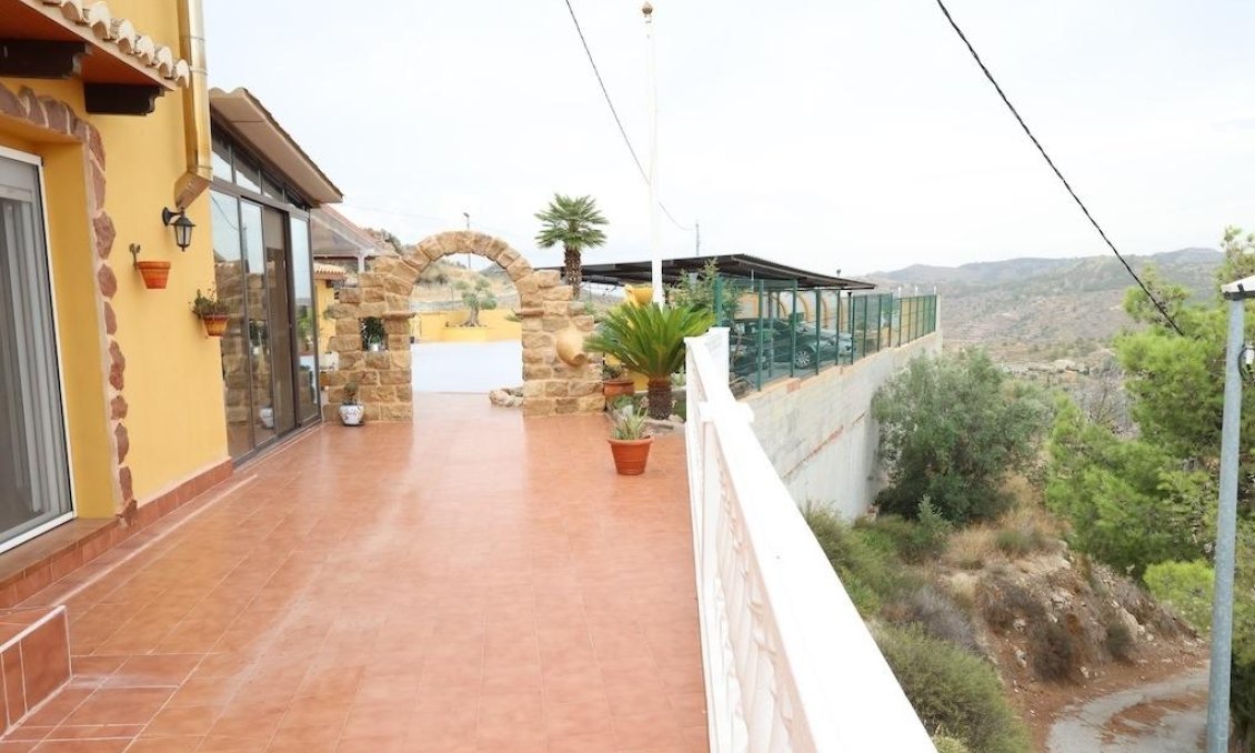 Resale - Villa -
Fortuna - Inland