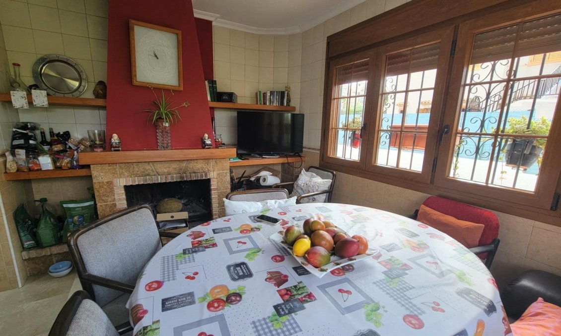 Wiederverkauf - Villa -
Torrevieja - Aguas Nuevas