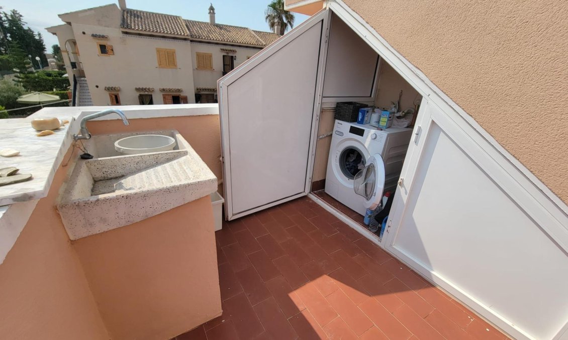 Wiederverkauf - Villa -
Torrevieja - Aguas Nuevas