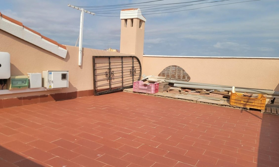 Wiederverkauf - Villa -
Torrevieja - Aguas Nuevas