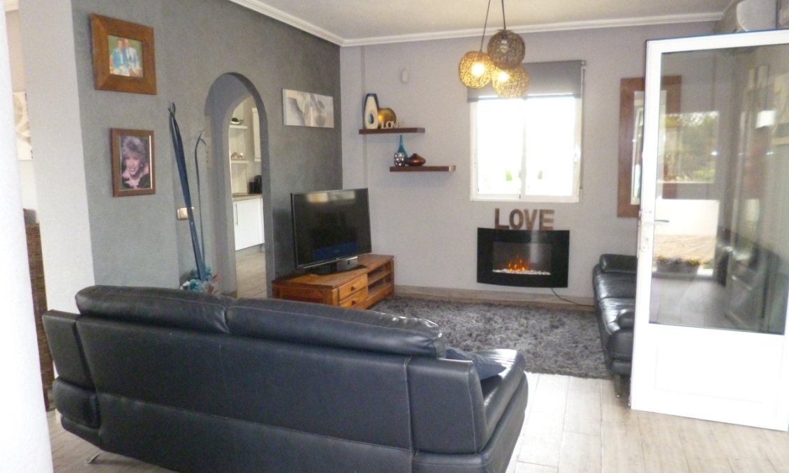 Revente - Villa -
Playa Flamenca - Costa Blanca