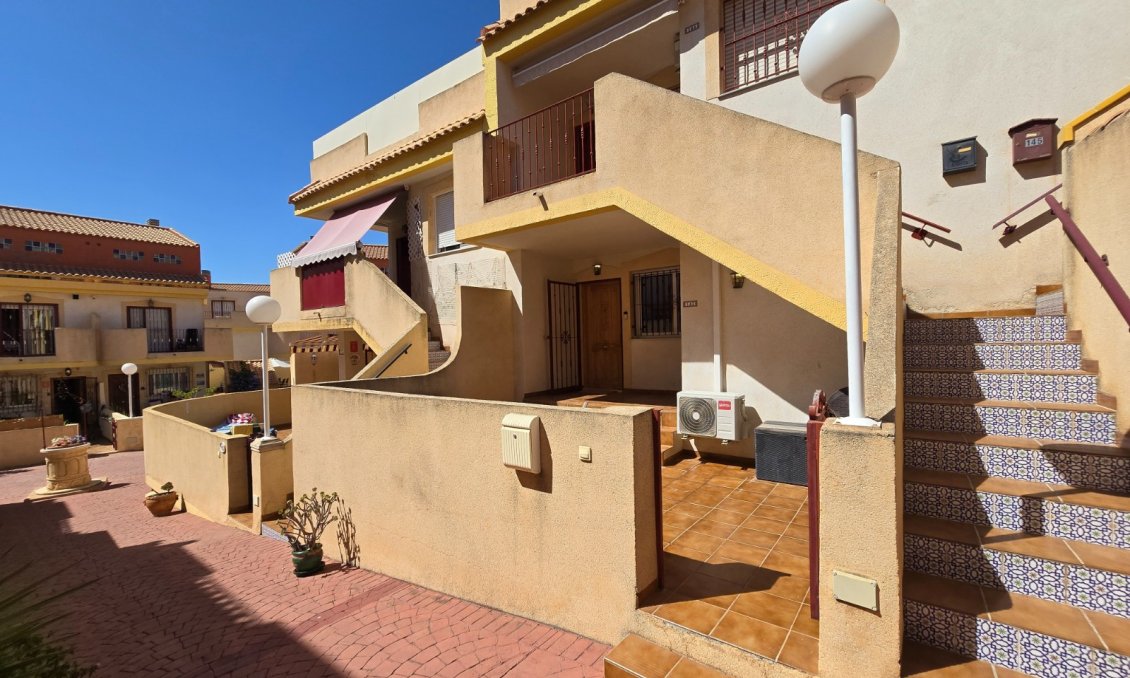 Használt Ingatlanok - Apartman -
Orihuela Costa - Costa Blanca