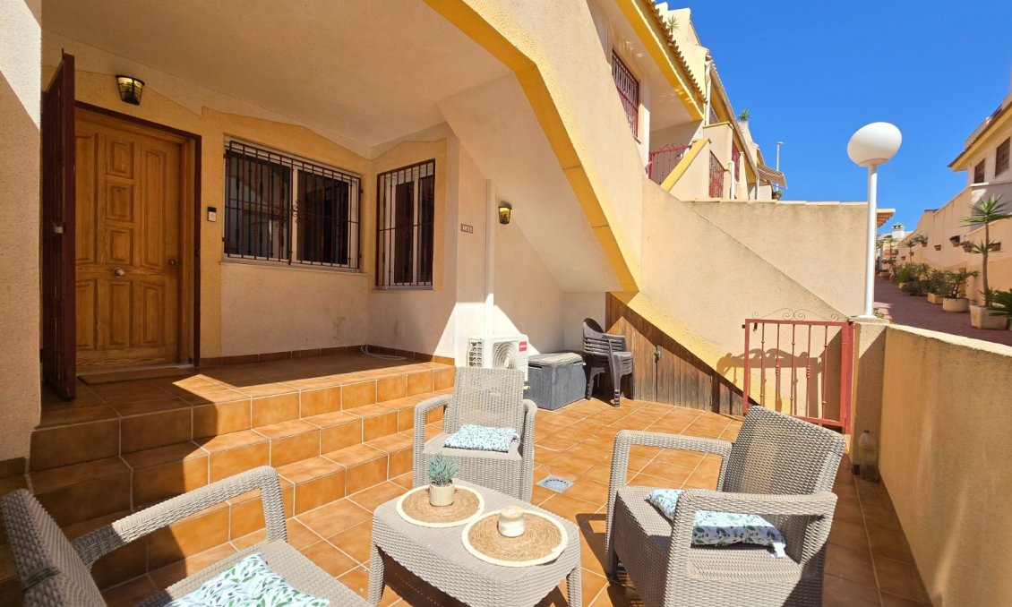 Használt Ingatlanok - Apartman -
Orihuela Costa - Costa Blanca