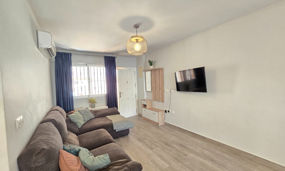 Használt Ingatlanok - Apartman -
Orihuela Costa - Costa Blanca