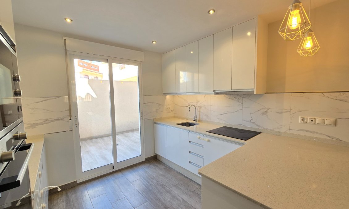 Használt Ingatlanok - Apartman -
Orihuela Costa - Costa Blanca