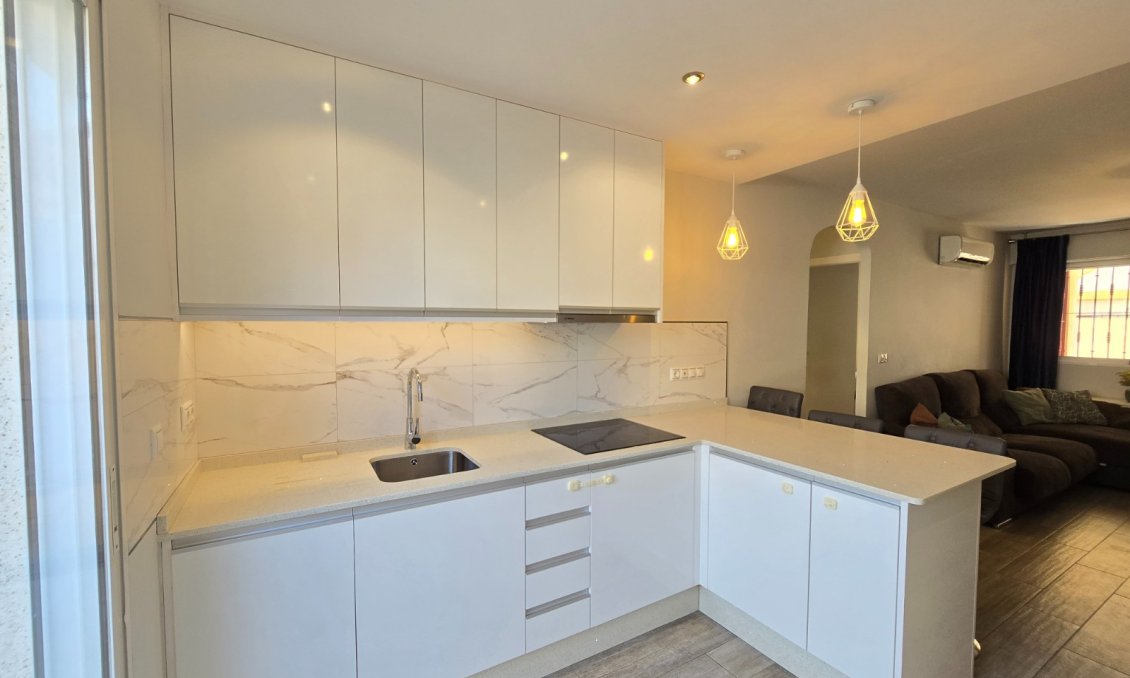 Használt Ingatlanok - Apartman -
Orihuela Costa - Costa Blanca