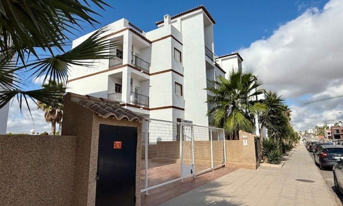 Használt Ingatlanok - Apartman -
Orihuela Costa - Costa Blanca