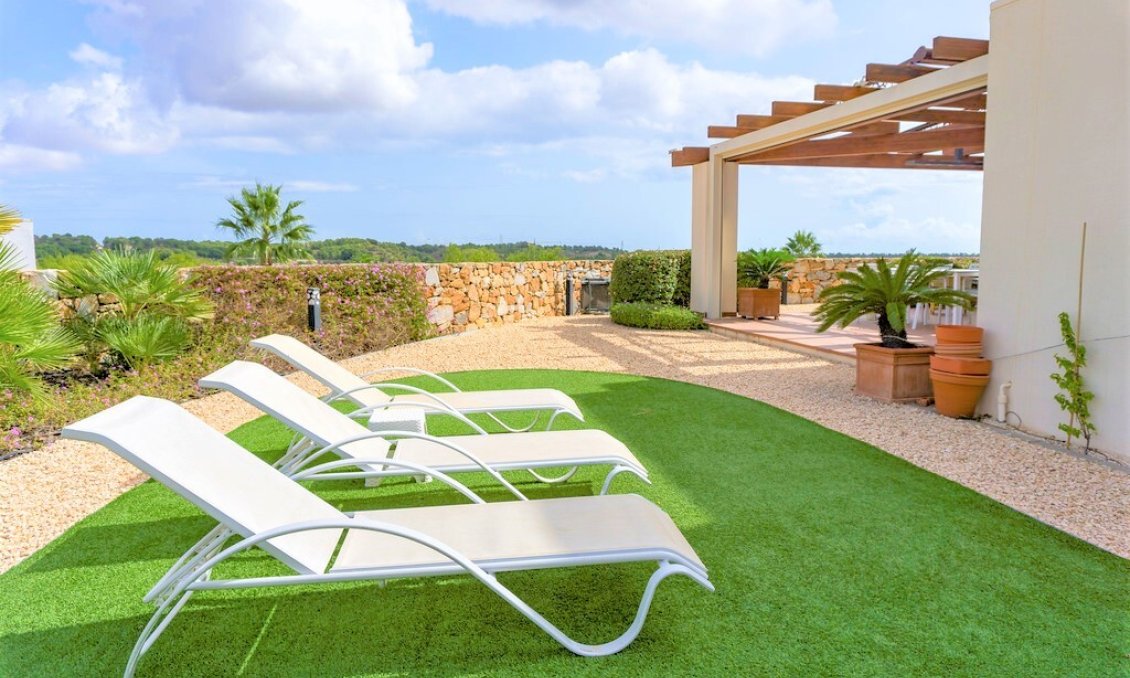 Wiederverkauf - Villa -
Las Colinas Golf - Inland