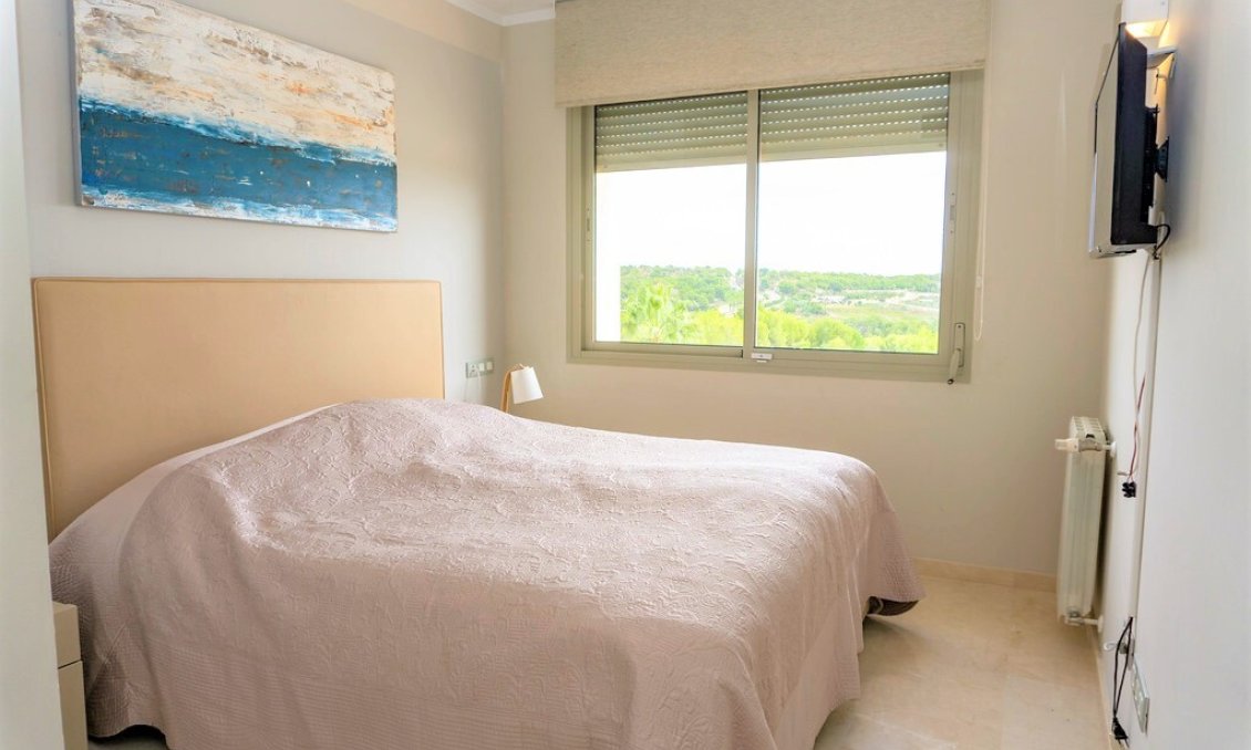 Wiederverkauf - Villa -
Las Colinas Golf - Inland