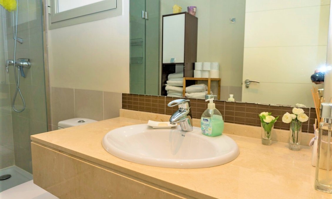 Wiederverkauf - Villa -
Las Colinas Golf - Inland