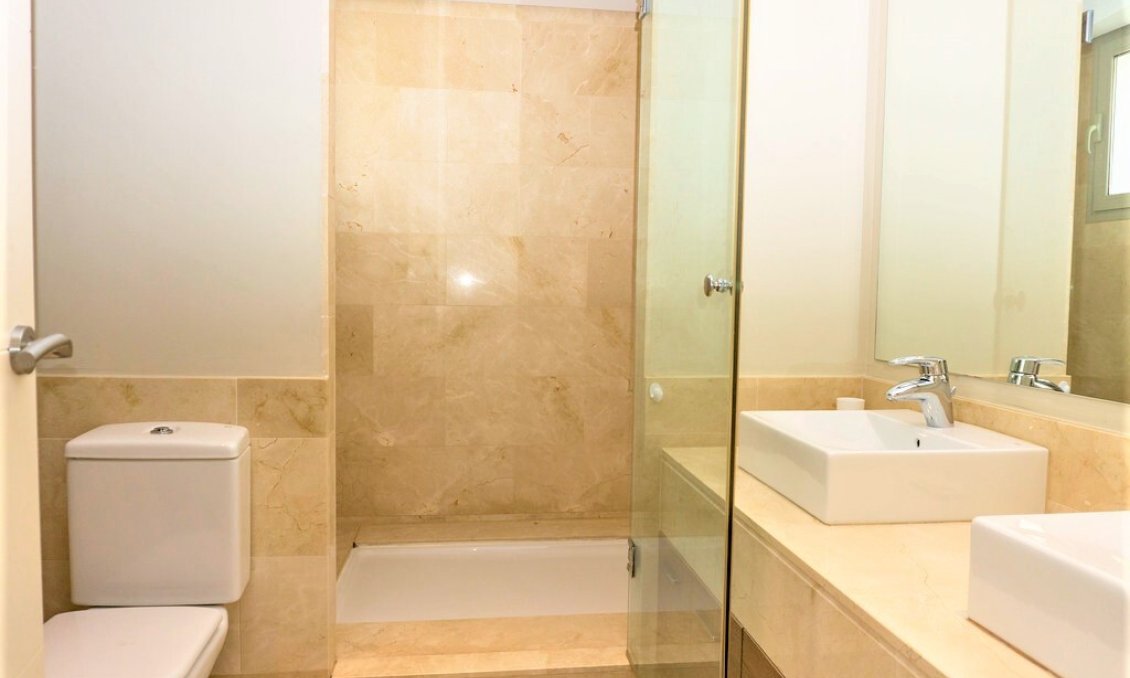 Wiederverkauf - Villa -
Las Colinas Golf - Inland