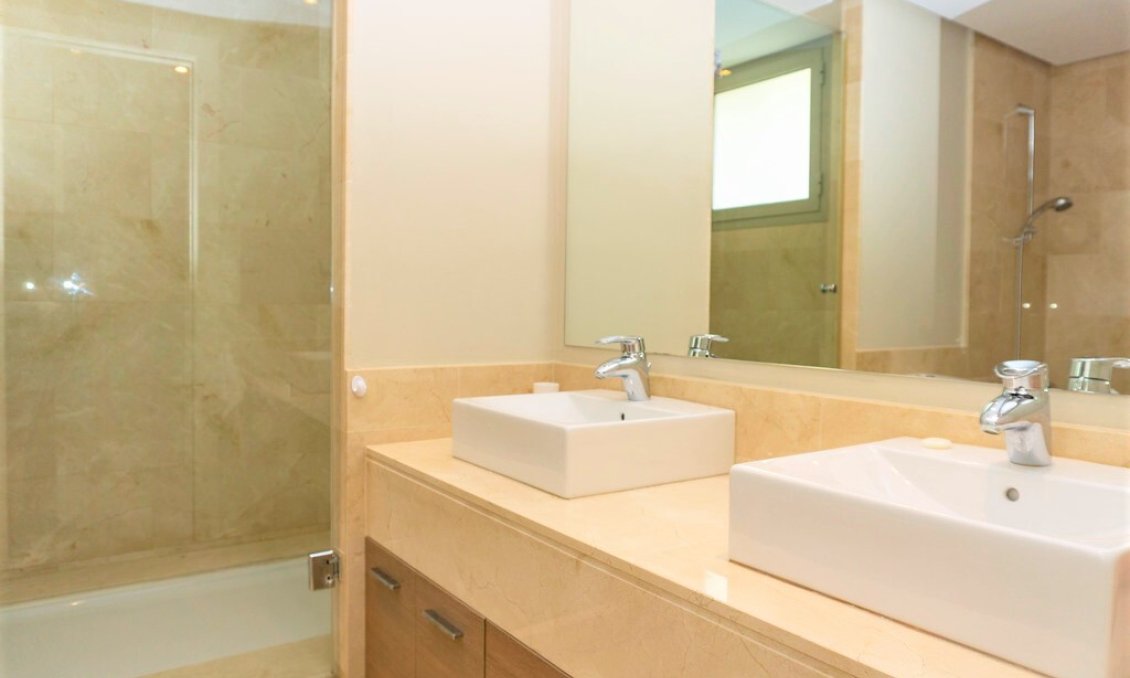 Wiederverkauf - Villa -
Las Colinas Golf - Inland