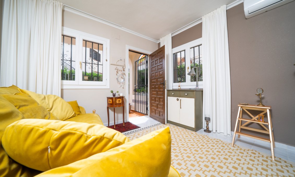 Wiederverkauf - Bungalow -
Torrevieja - La Mata