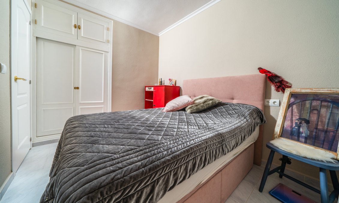 Wiederverkauf - Bungalow -
Torrevieja - La Mata