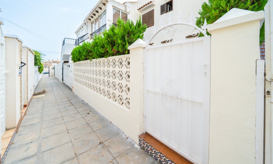 Wiederverkauf - Bungalow -
Torrevieja - La Mata