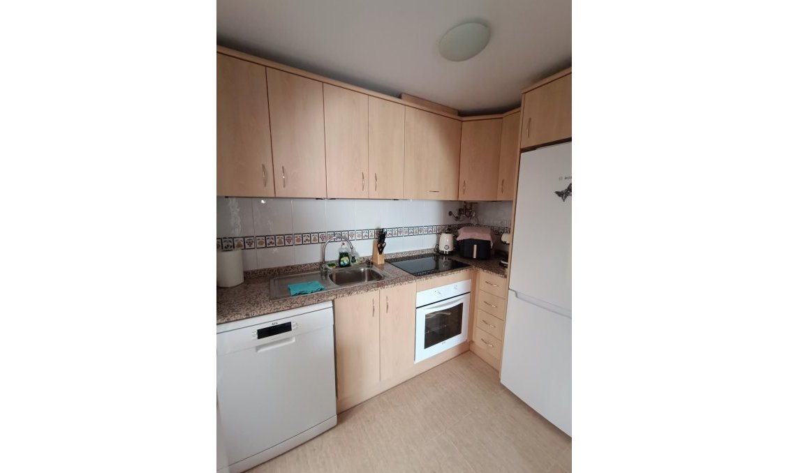 Resale - Town House -
Avileses - Jerónimo Y Avileses