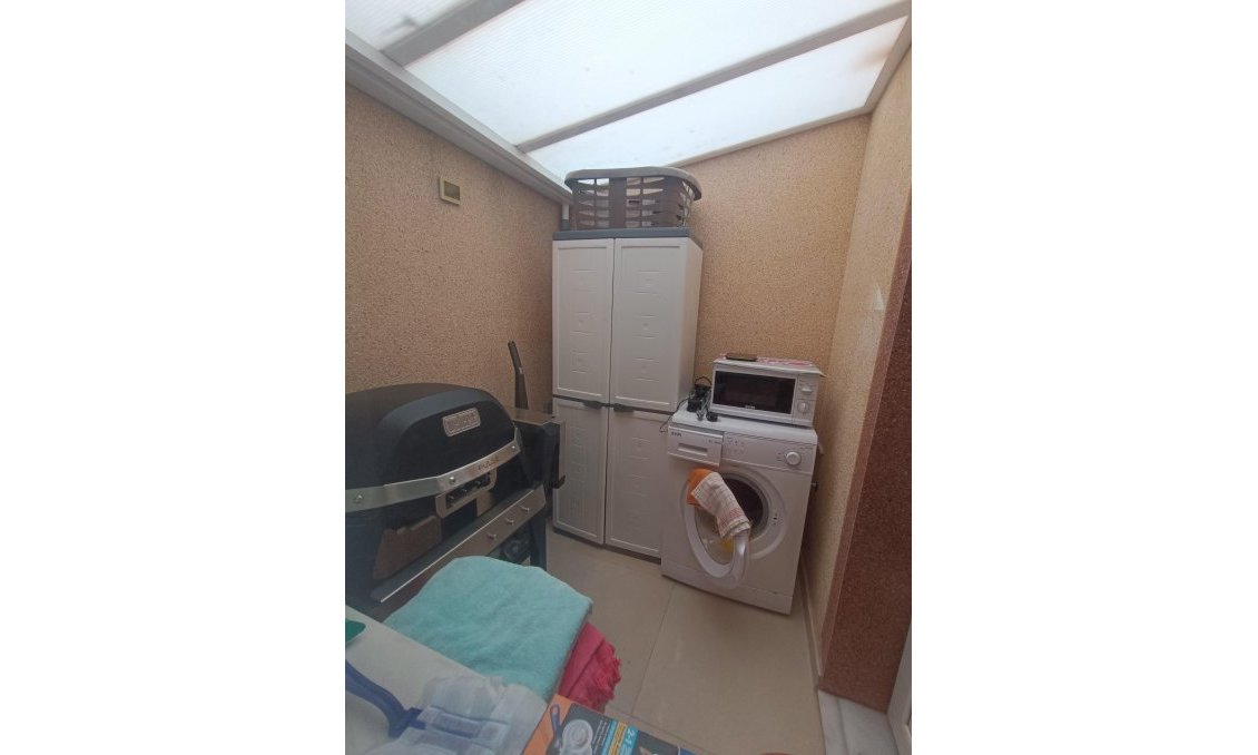 Resale - Town House -
Avileses - Jerónimo Y Avileses