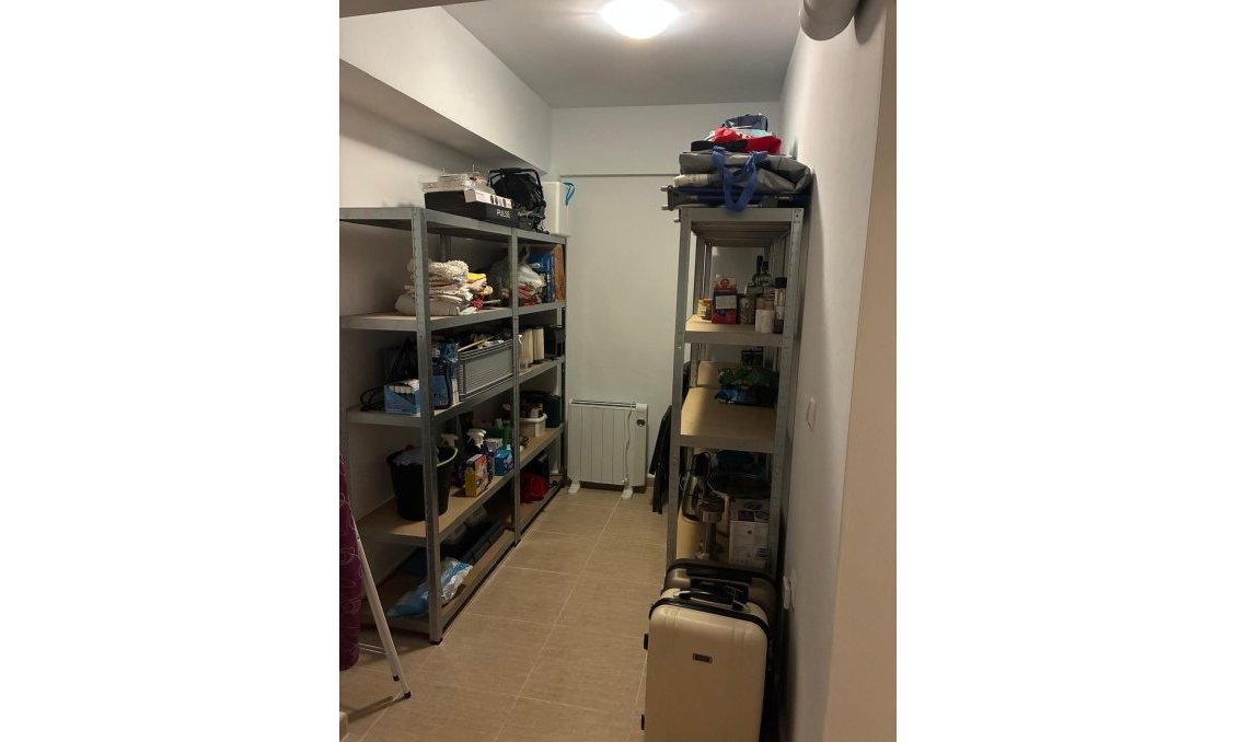 Resale - Town House -
Avileses - Jerónimo Y Avileses