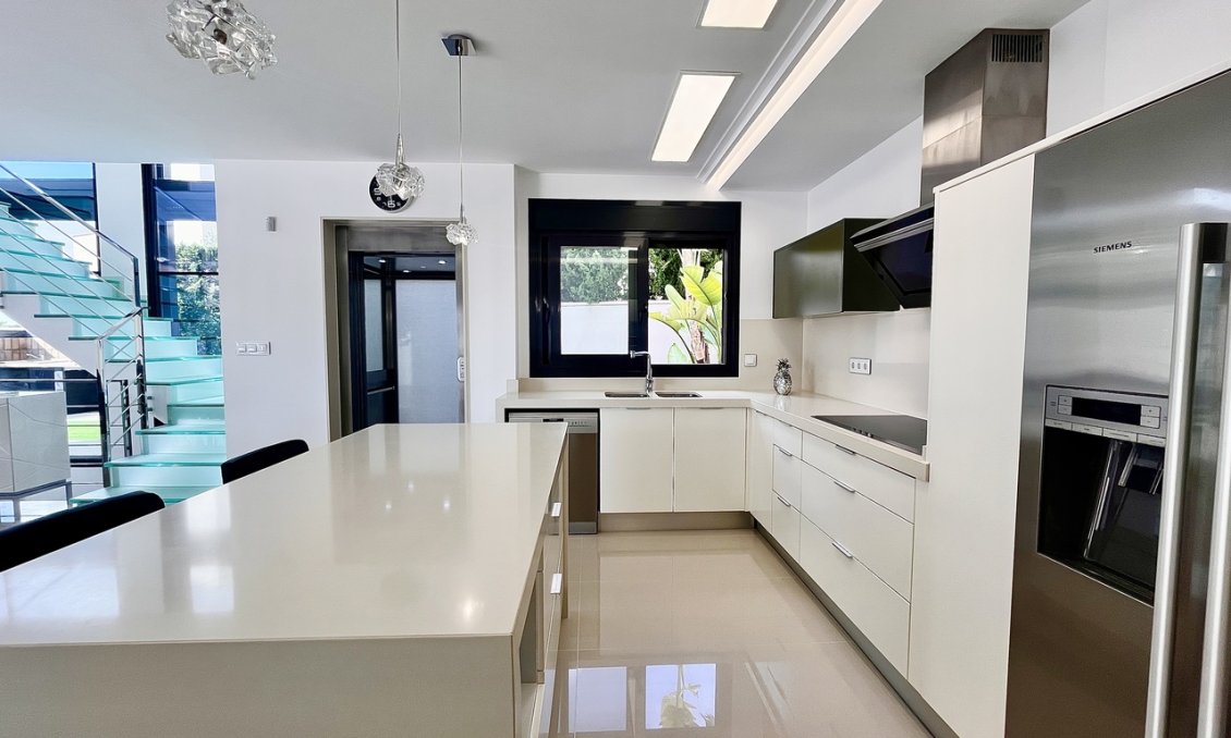 Wiederverkauf - Villa -
San Miguel de Salinas - Inland