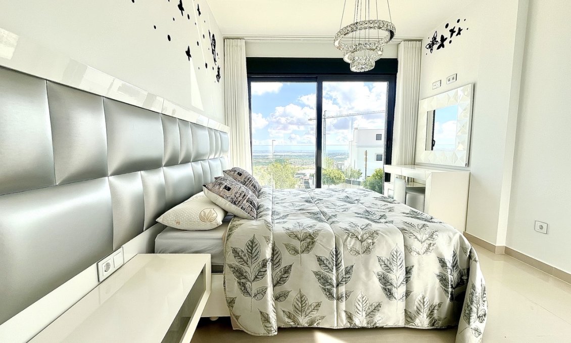 Wiederverkauf - Villa -
San Miguel de Salinas - Inland