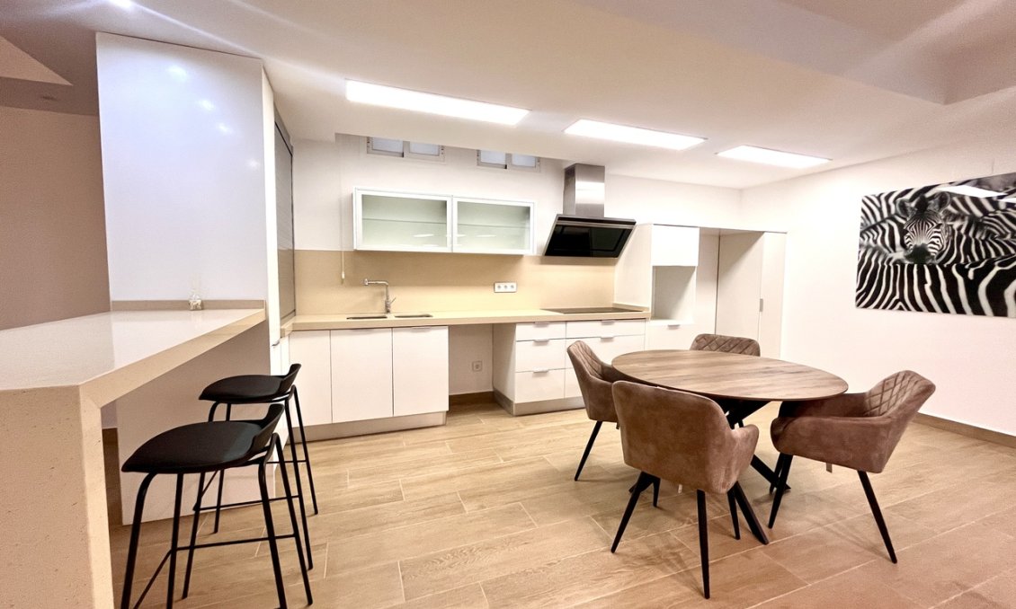 Wiederverkauf - Villa -
San Miguel de Salinas - Inland