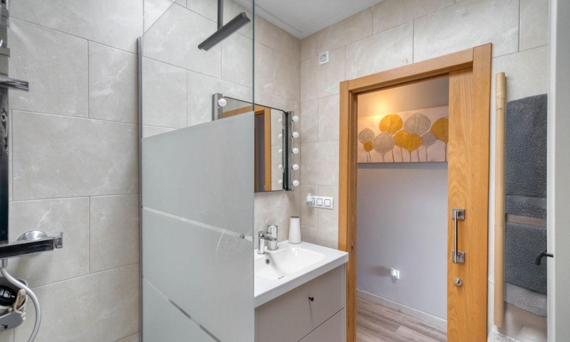 Resale - Duplex -
Los Balcones - Costa Blanca