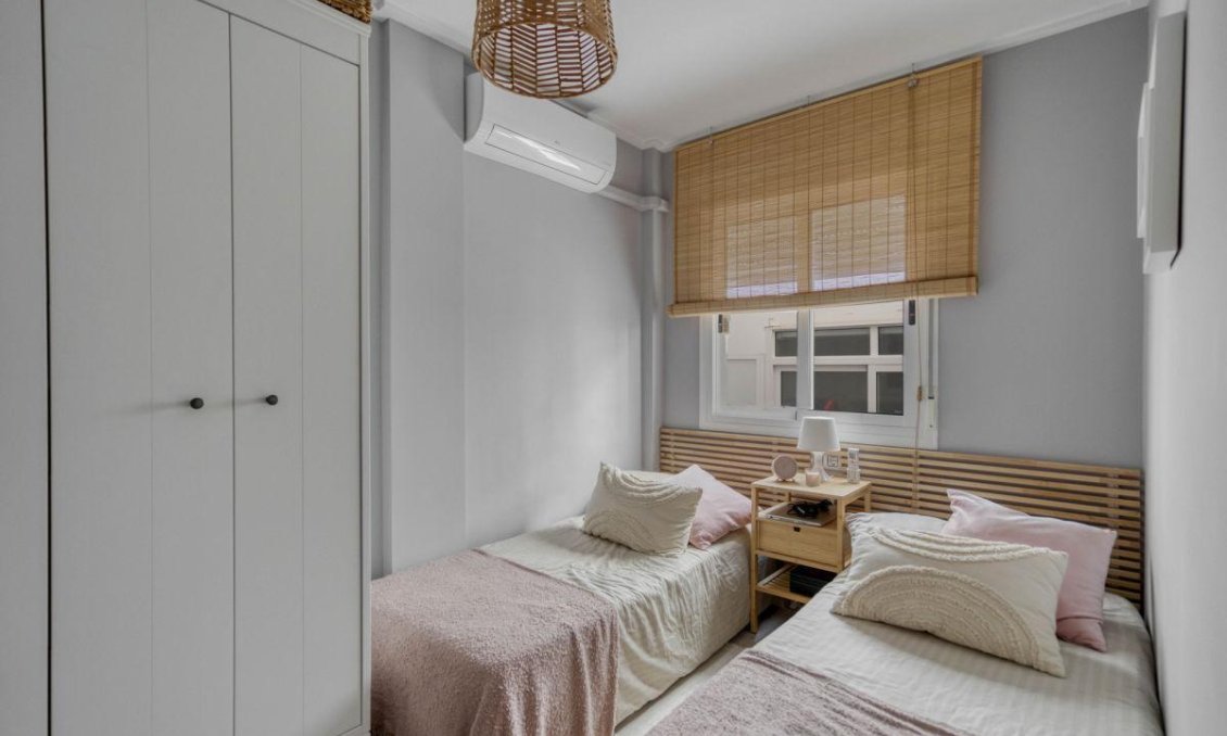 Resale - Duplex -
Los Balcones - Costa Blanca