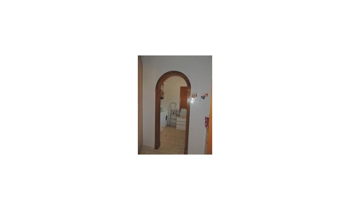 Resale - Villa -
Catral