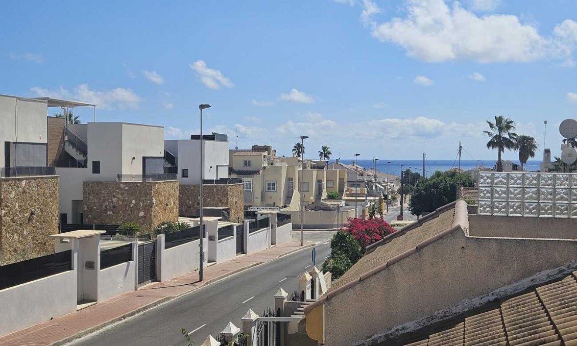 Resale - Villa -
Torrevieja - Torre Del Moro