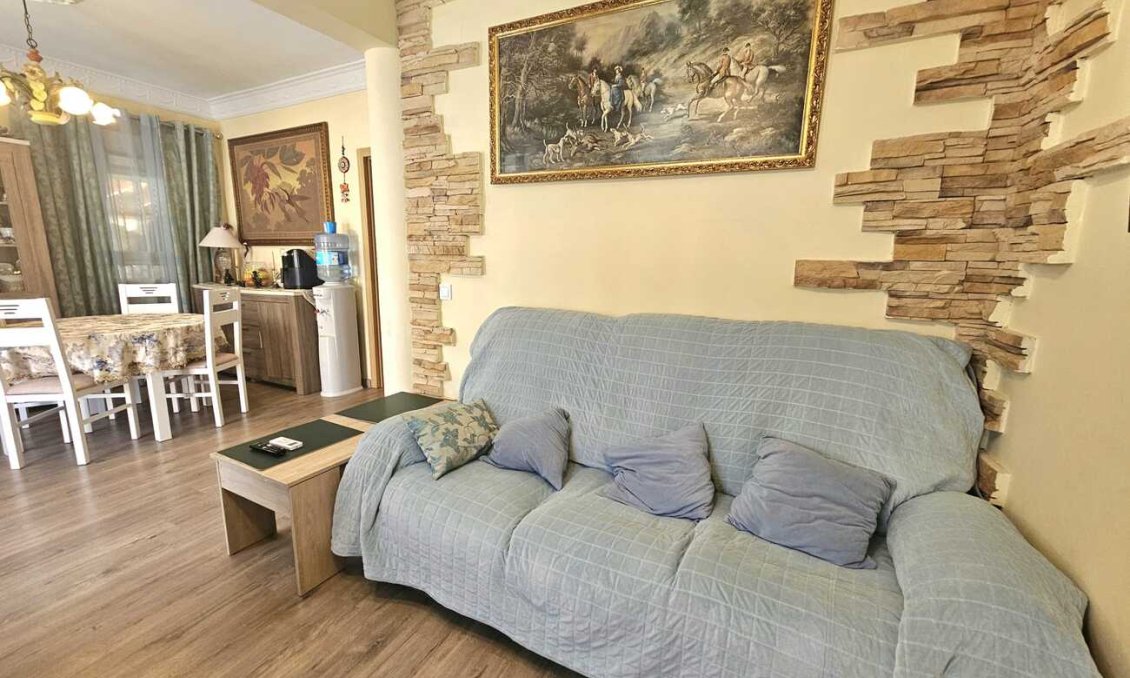 Resale - Villa -
Torrevieja - Torre Del Moro