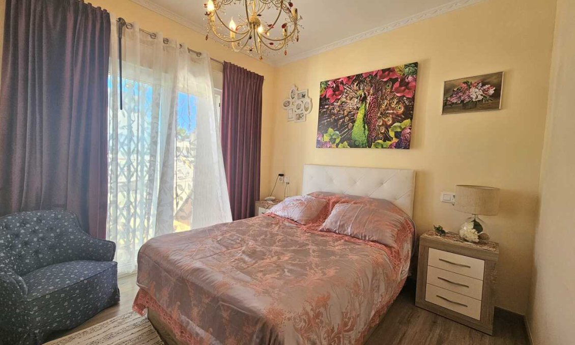 Resale - Villa -
Torrevieja - Torre Del Moro