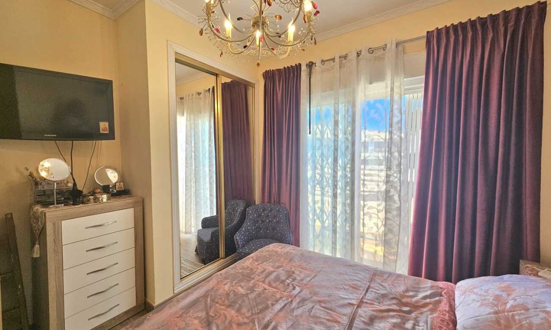 Resale - Villa -
Torrevieja - Torre Del Moro