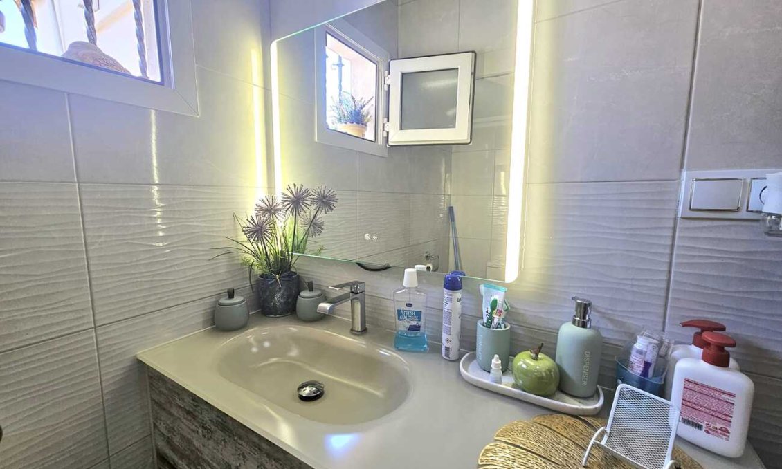 Resale - Villa -
Torrevieja - Torre Del Moro