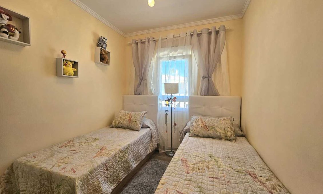 Resale - Villa -
Torrevieja - Torre Del Moro