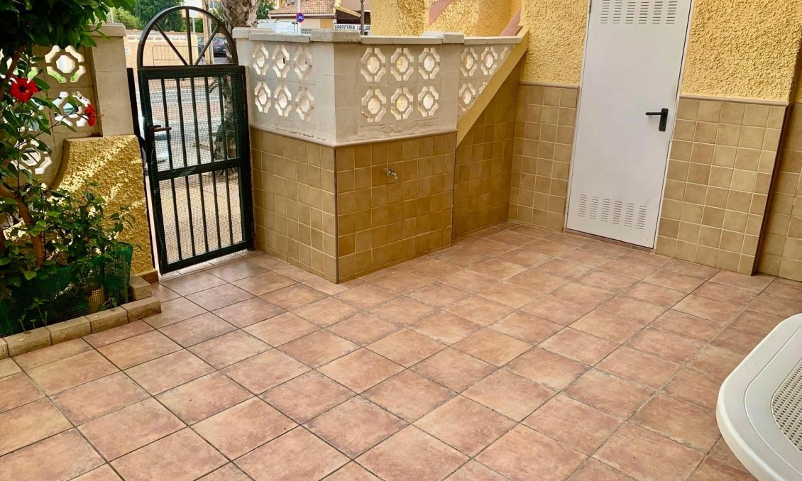 Wiederverkauf - Wohnung -
Torrevieja - La Mata