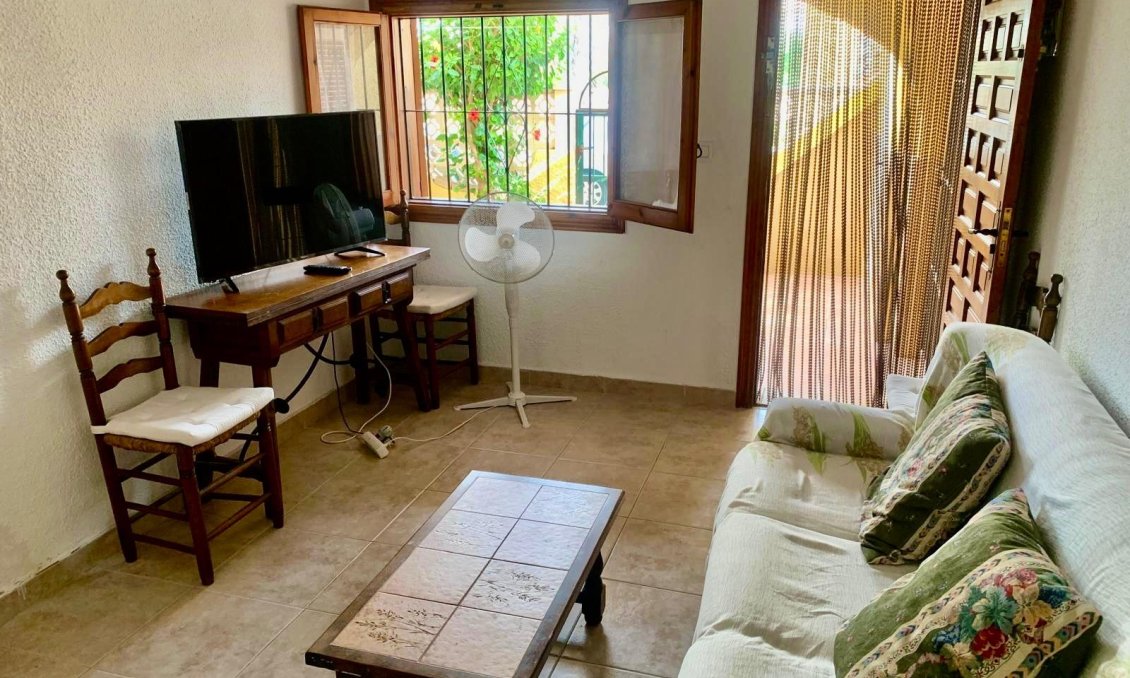 Wiederverkauf - Wohnung -
Torrevieja - La Mata