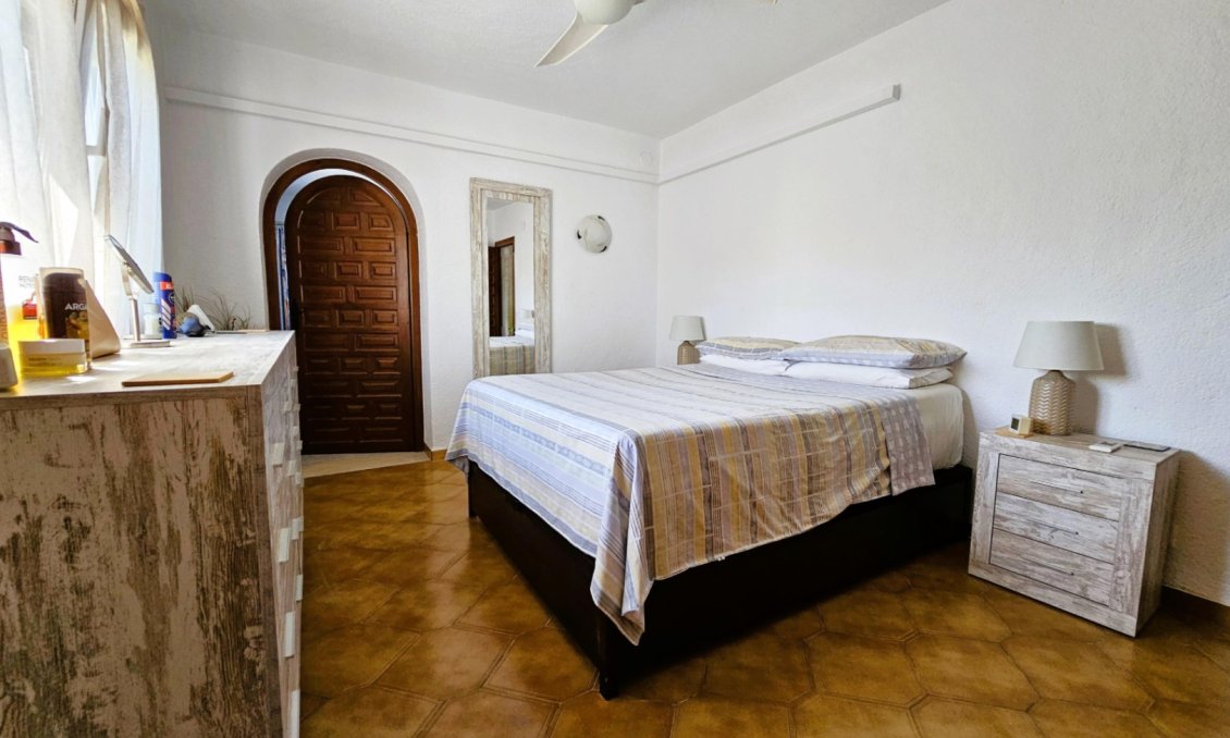 Wiederverkauf - Villa -
Jávea - Costa Blanca