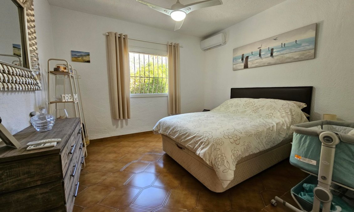 Wiederverkauf - Villa -
Jávea - Costa Blanca