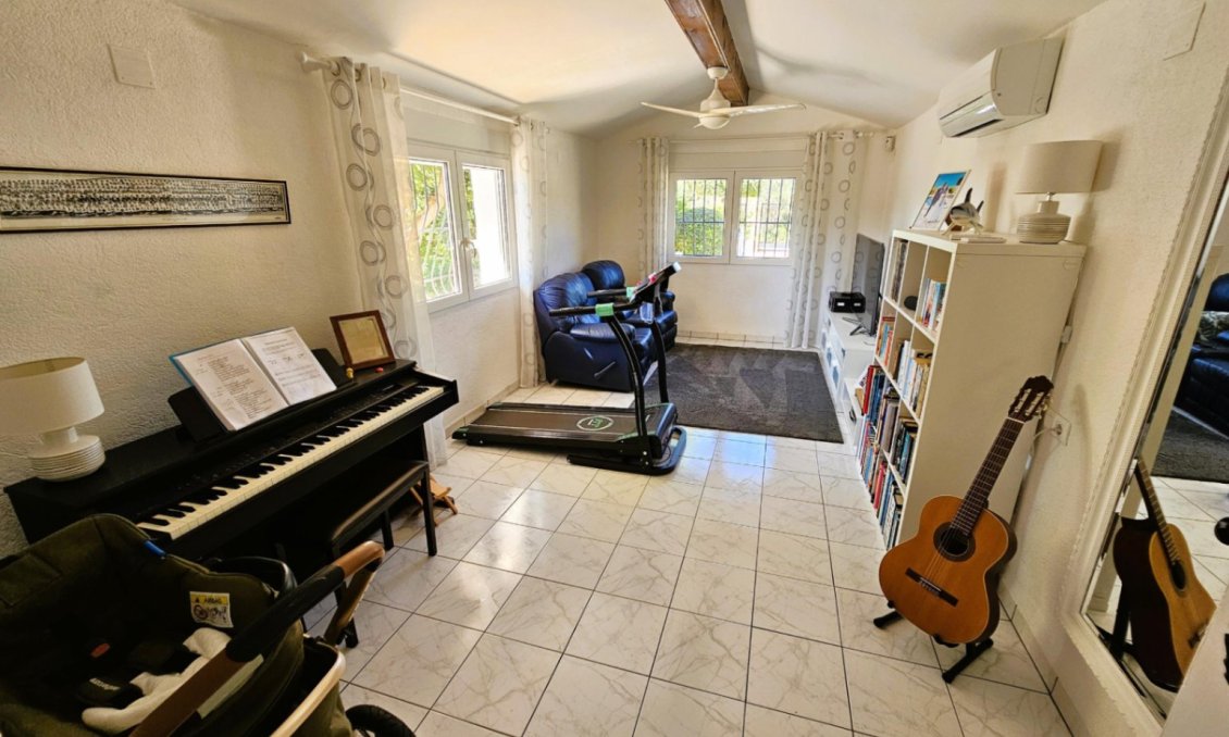 Wiederverkauf - Villa -
Jávea - Costa Blanca