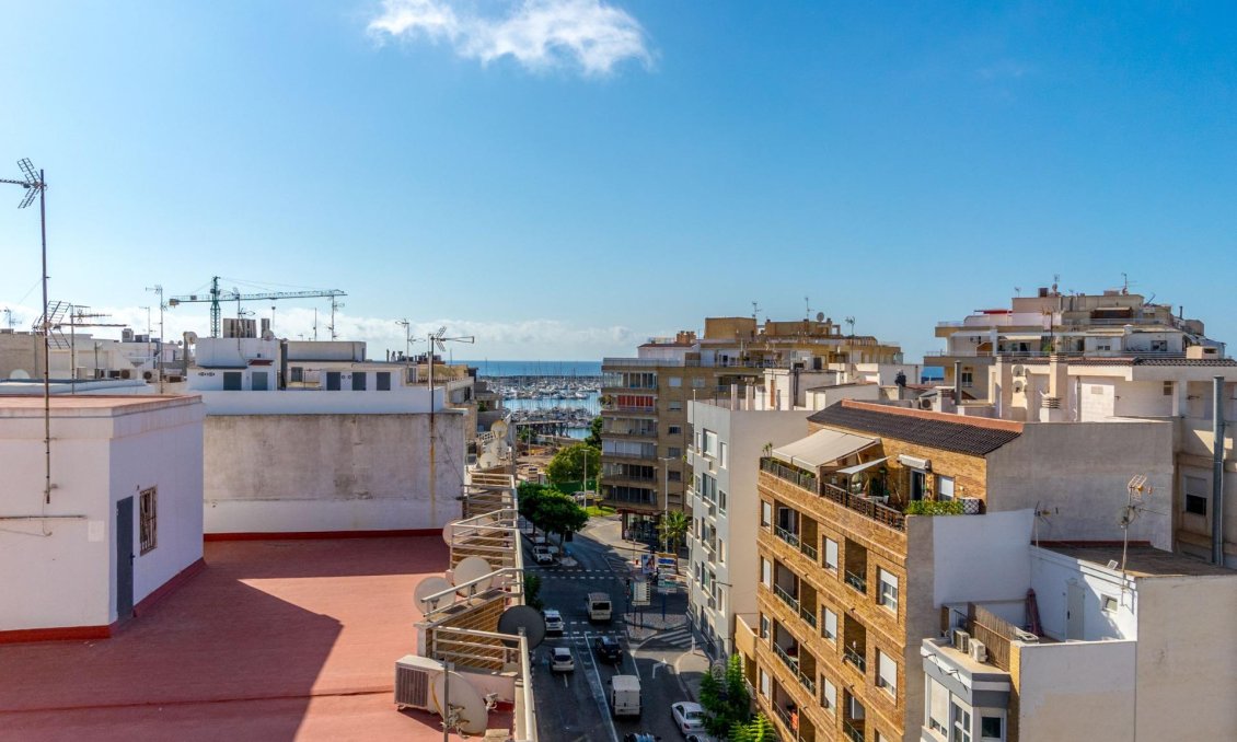 Resale - Apartment -
Torrevieja