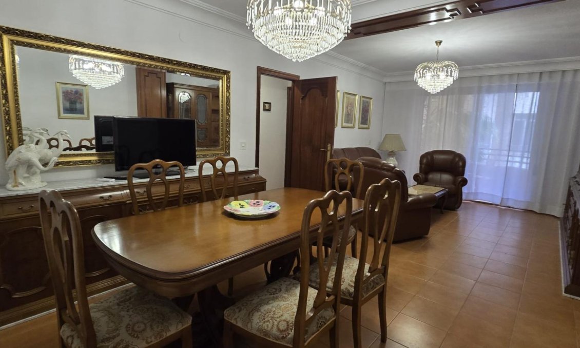 Resale - Apartment -
Torrevieja - Centro