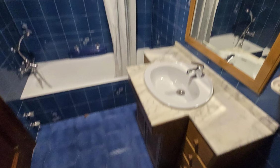 Resale - Apartment -
Torrevieja - Centro