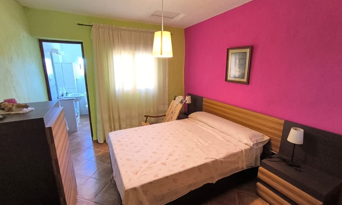 Revente - Villa -
Yecla - Inland