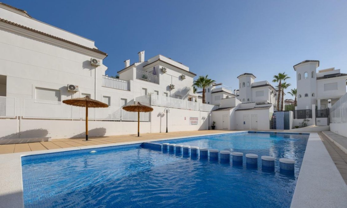 Neue Gebäude - Villa -
San Fulgencio - El Oasis