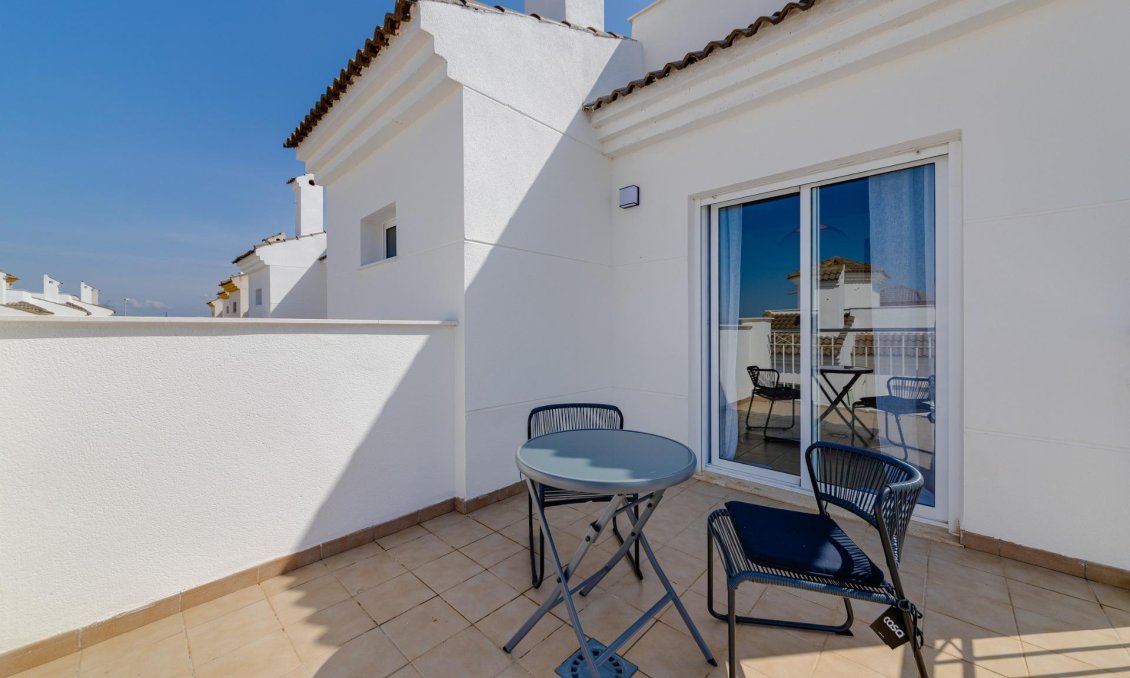 Neue Gebäude - Villa -
San Fulgencio - El Oasis